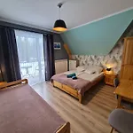 Dom Na Skraju Lasu
