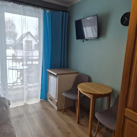 홈스테이 Dom Na Skraju Lasu Jurgów