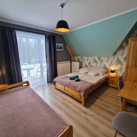 Dom Na Skraju Lasu