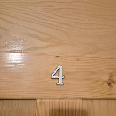 Dom Na Skraju Lasu 홈스테이 *