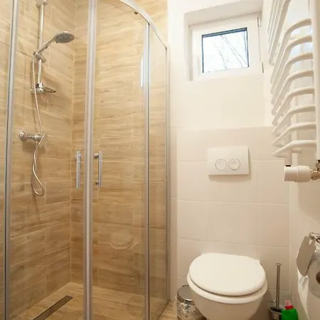 Dom Na Skraju Lasu Kwatera prywatna